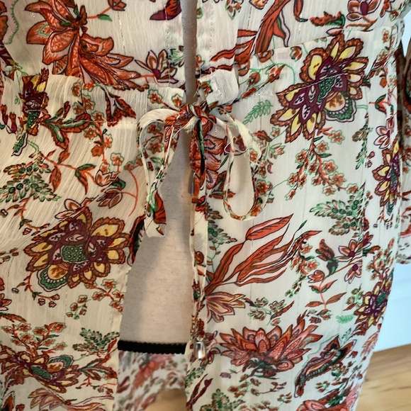 RD + Koko Sheer Kimono Wrap - Picture 2 of 9